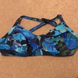 Athleta Twister Bikini Top